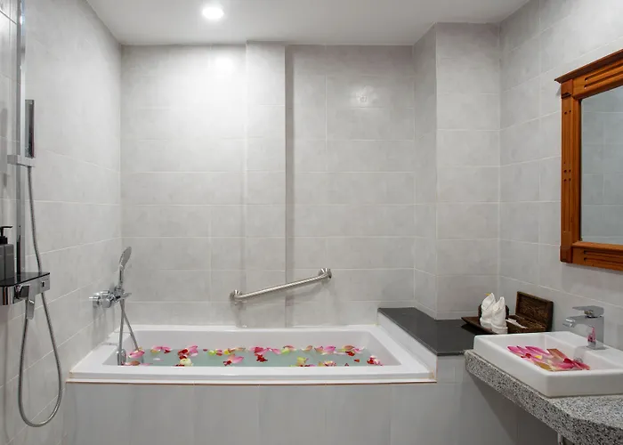 Angkor Boutique Hotel 4*